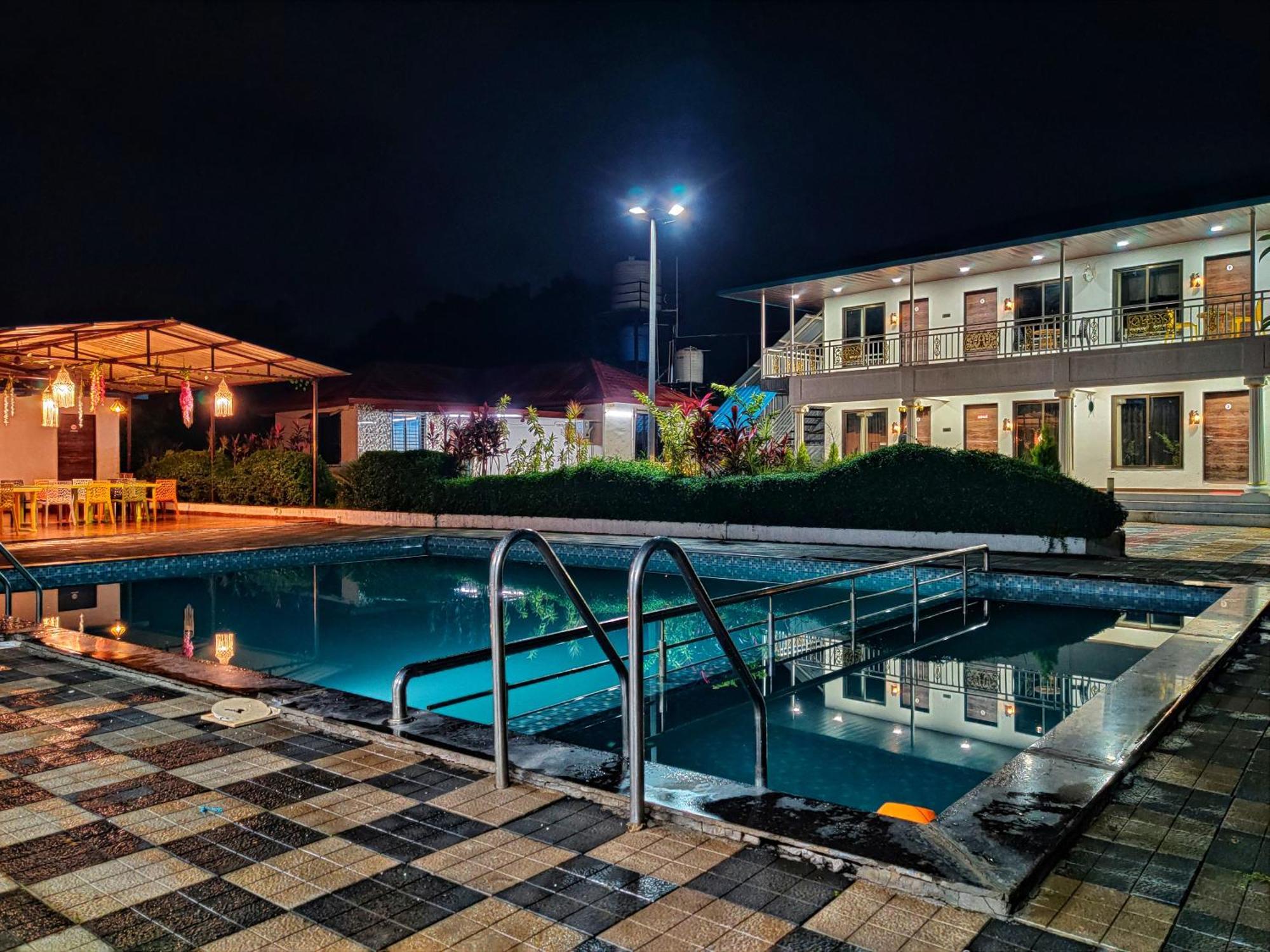 The Village Resorts Karjat Exteriér fotografie